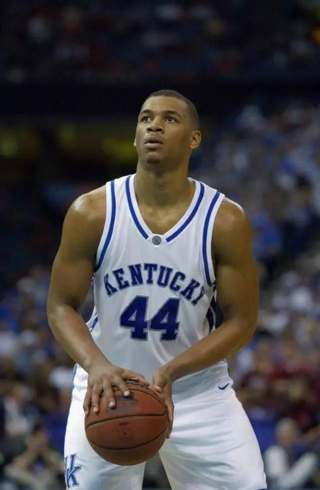 出现在后九 出现在后九