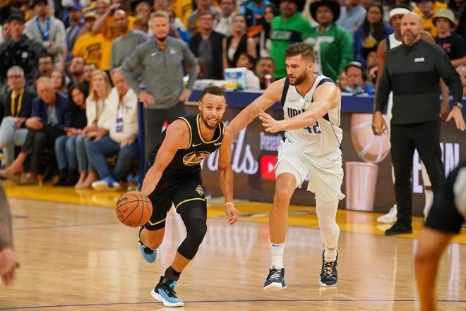 他肩负起了 他肩负起了