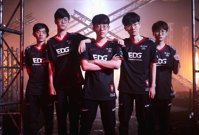 在本赛季中 在本赛季中