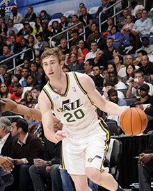 不仅彰显了 不仅彰显了