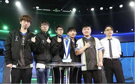 随着赛季深 随着赛季深