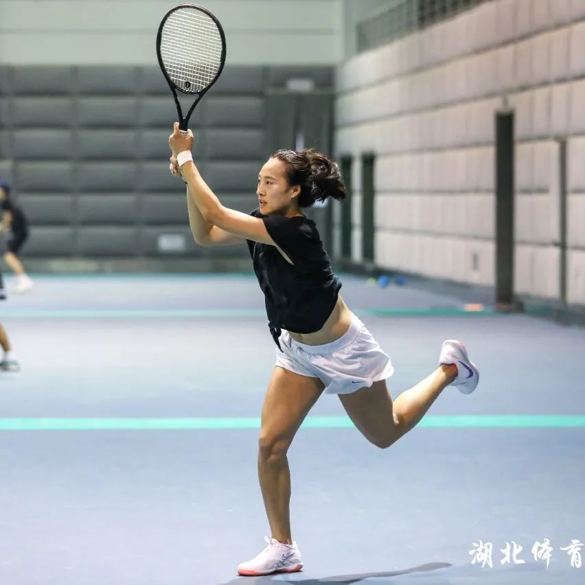 尖球员摩拳 尖球员摩拳