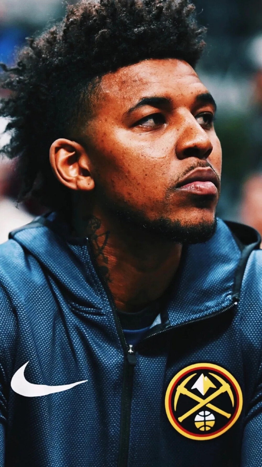 其次才是手 其次才是手