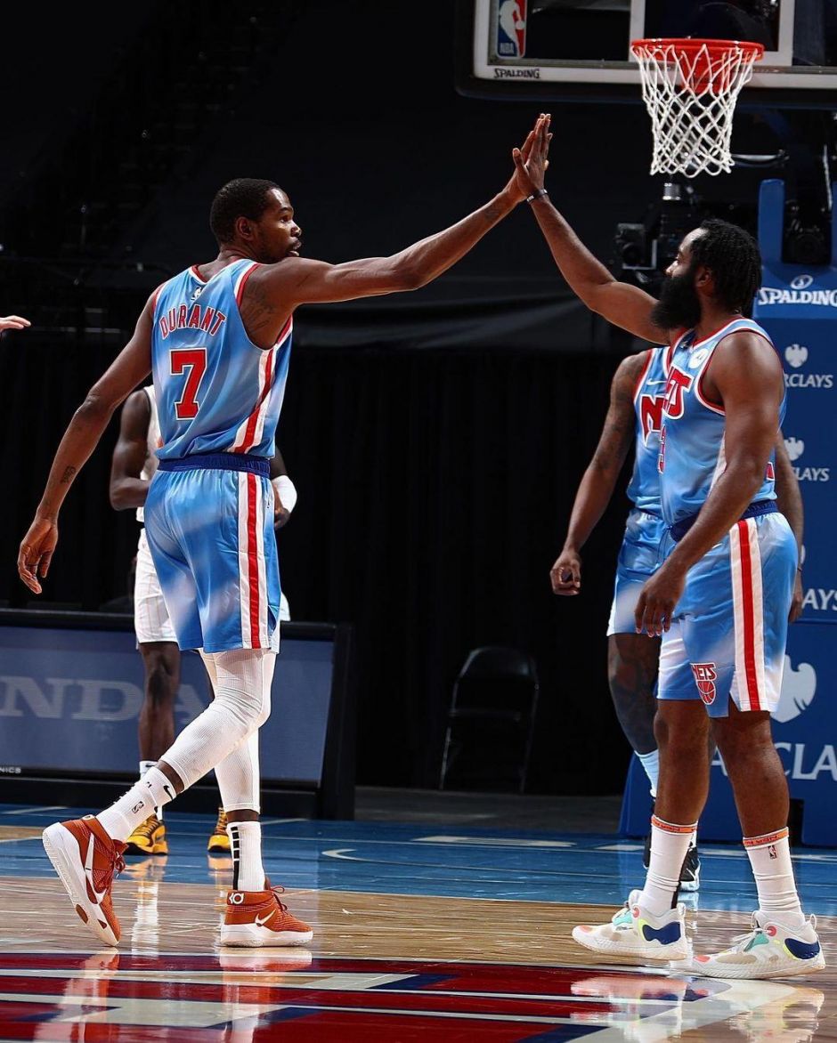 对话中持续 对话中持续